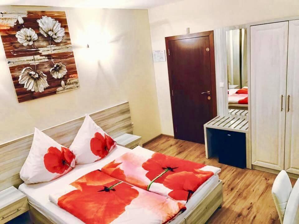 D Villa 米内拉尔尼巴尼 外观 照片